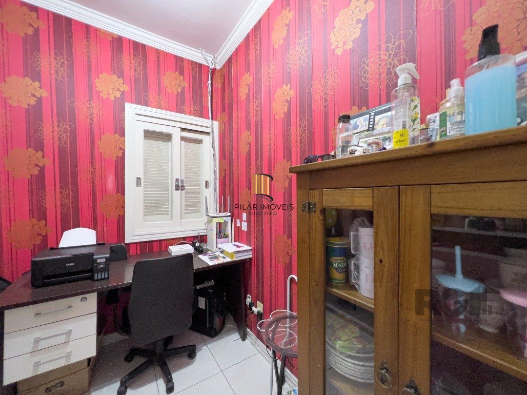 Casa Térrea mobiliada com 5 dormitórios 350m² de área - Navegantes - Capão da Canoa