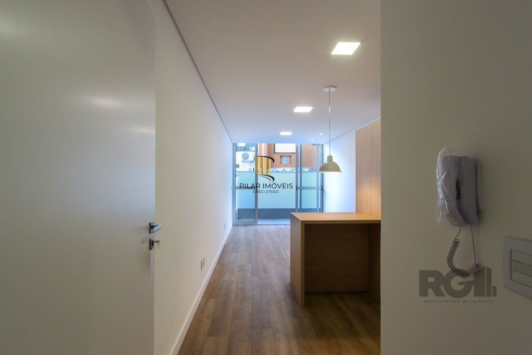 Apartamento em Porto Alegre no Bairro Petrópolis, de 1 quarto, GARDEN , semi mobiliado