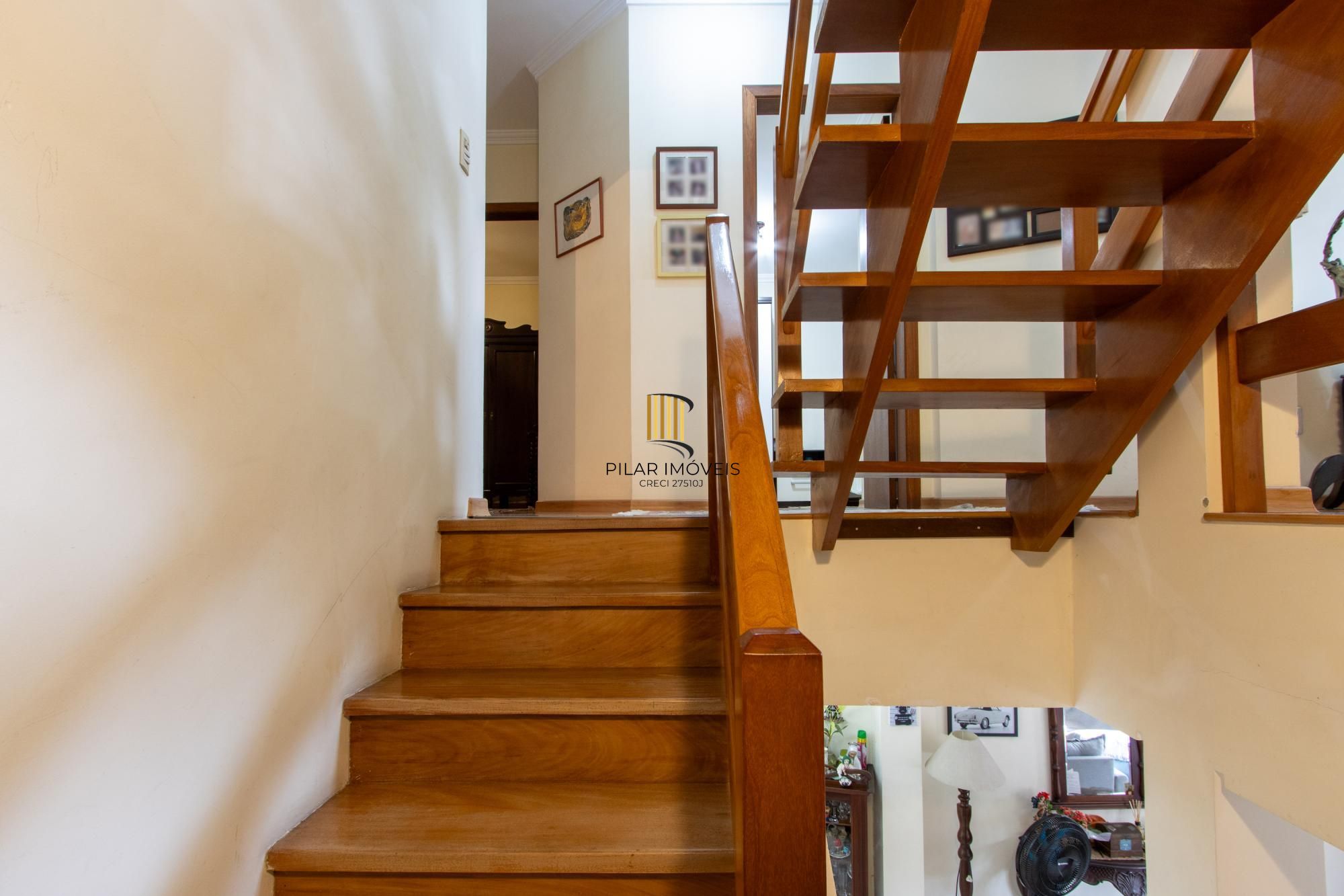 Casa 3 dormitórios no bairro Ipanema