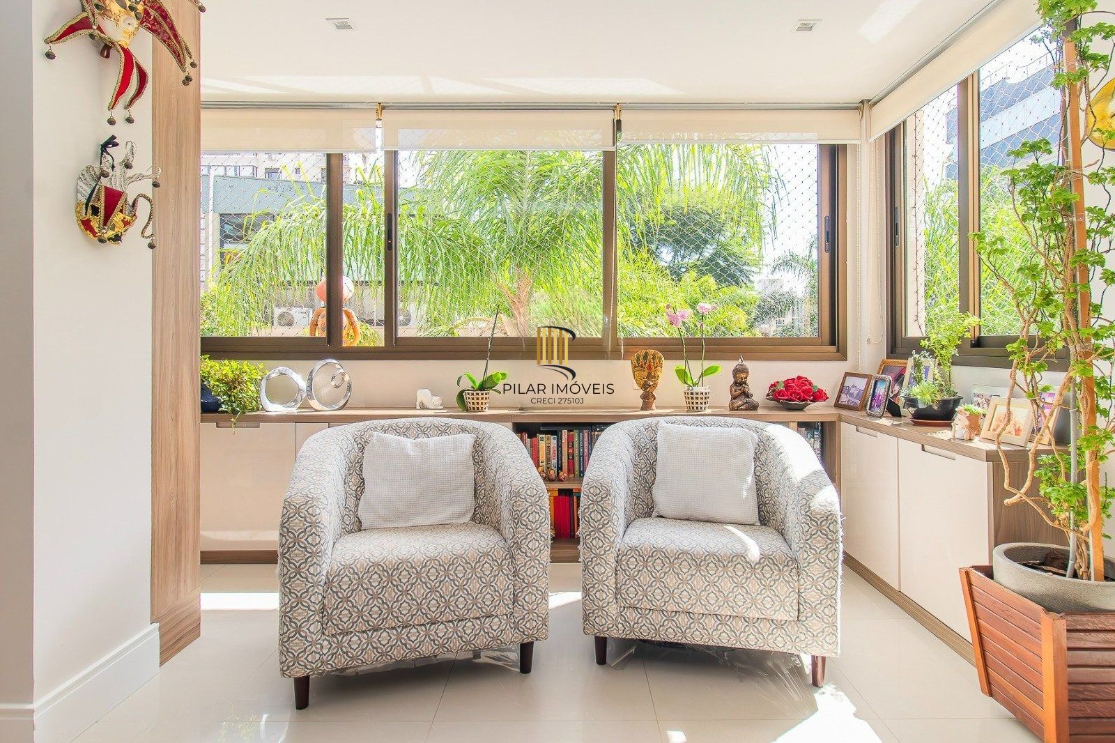 Apartamento de 3 suites e 2 vagas no bairro Mont Serrat