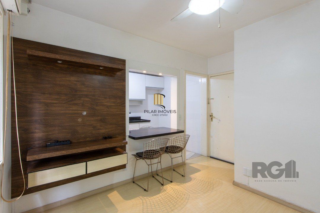 Apartamento 2 dormitórios, bairro Camaquã.