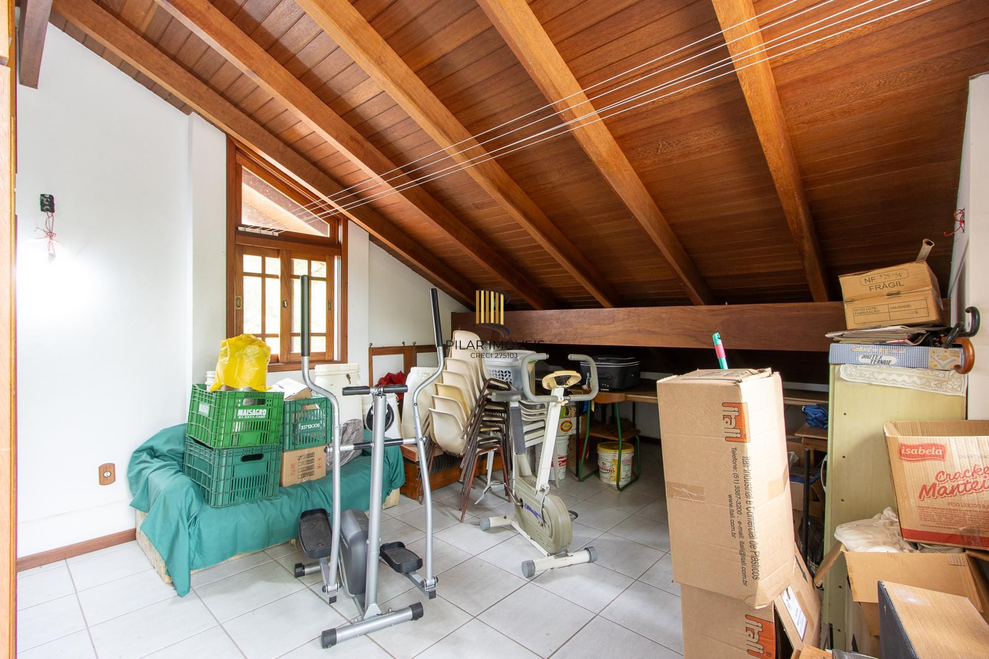 Casa térrea, nova, 3 quartos, 1 suite - Bairro Belém Velho