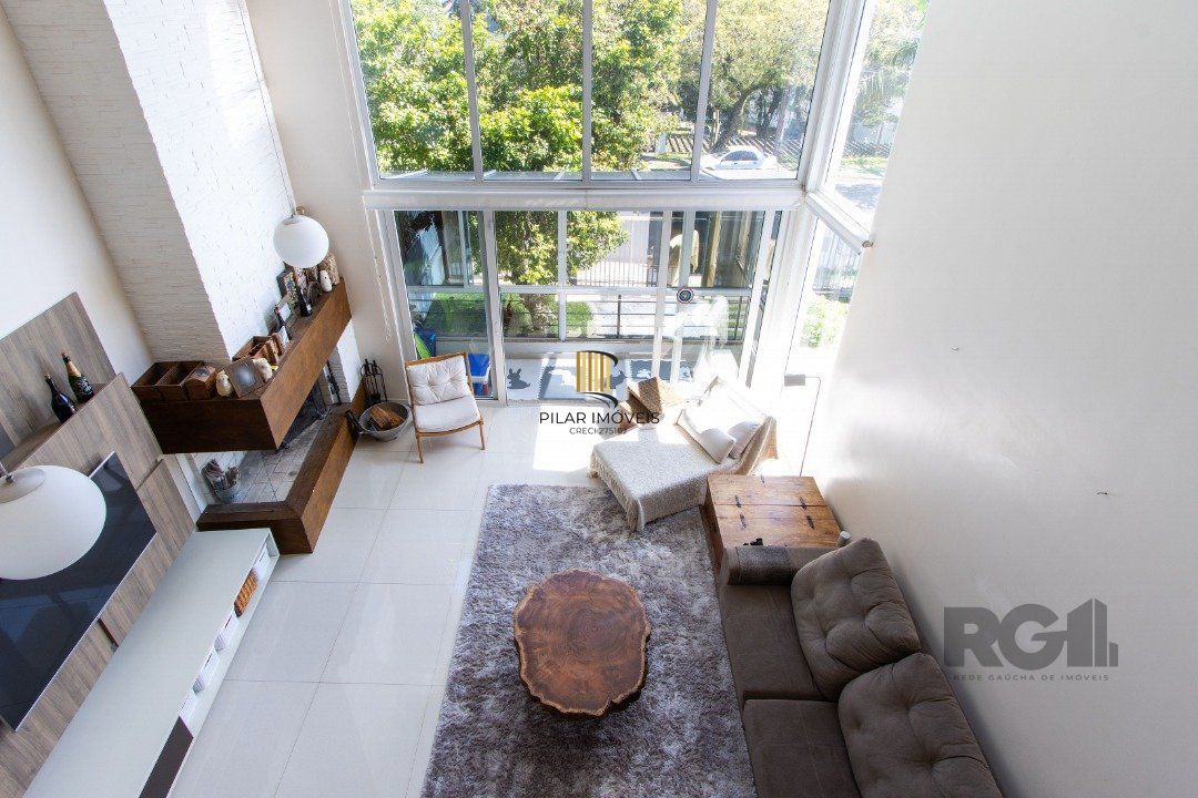 Casa 3 dormitórios no bairro Nonoai