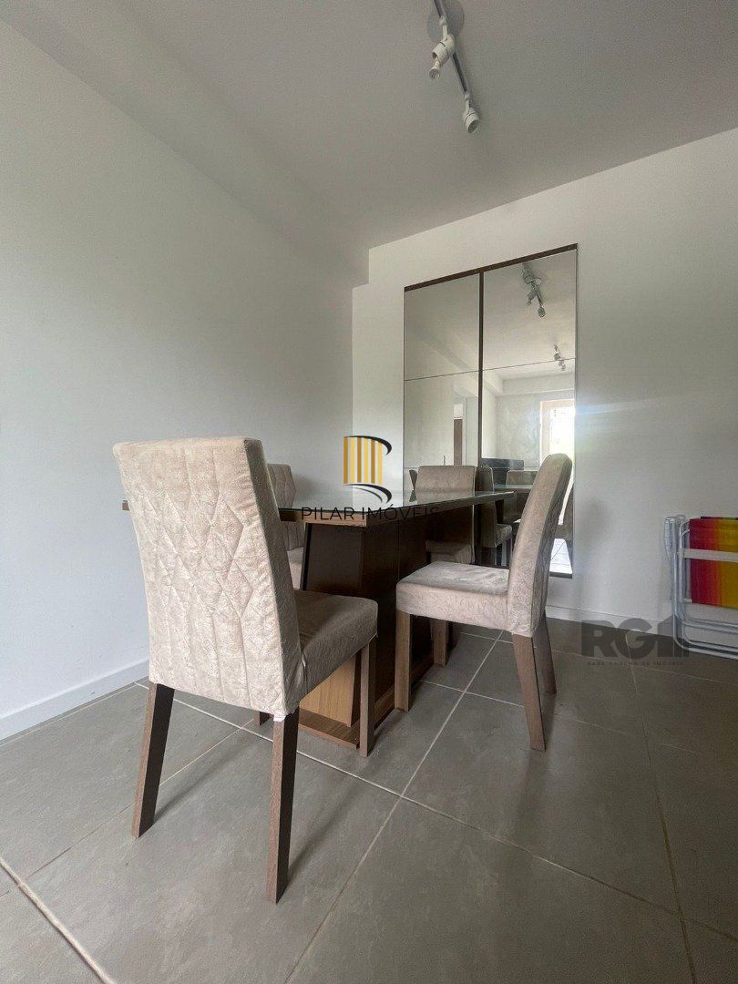 Apartamento 2 dormitórios no bairro Glória