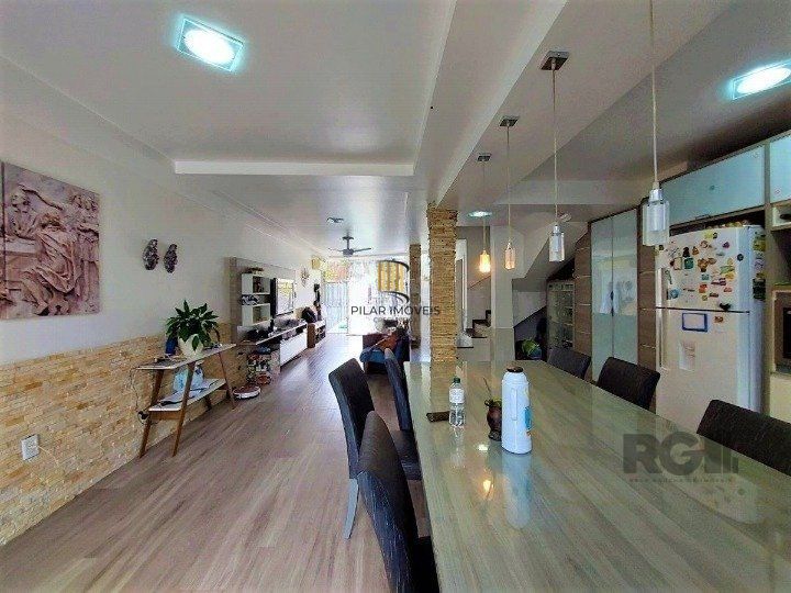 Casa, 234m², 3 dormitórios, Cristal
