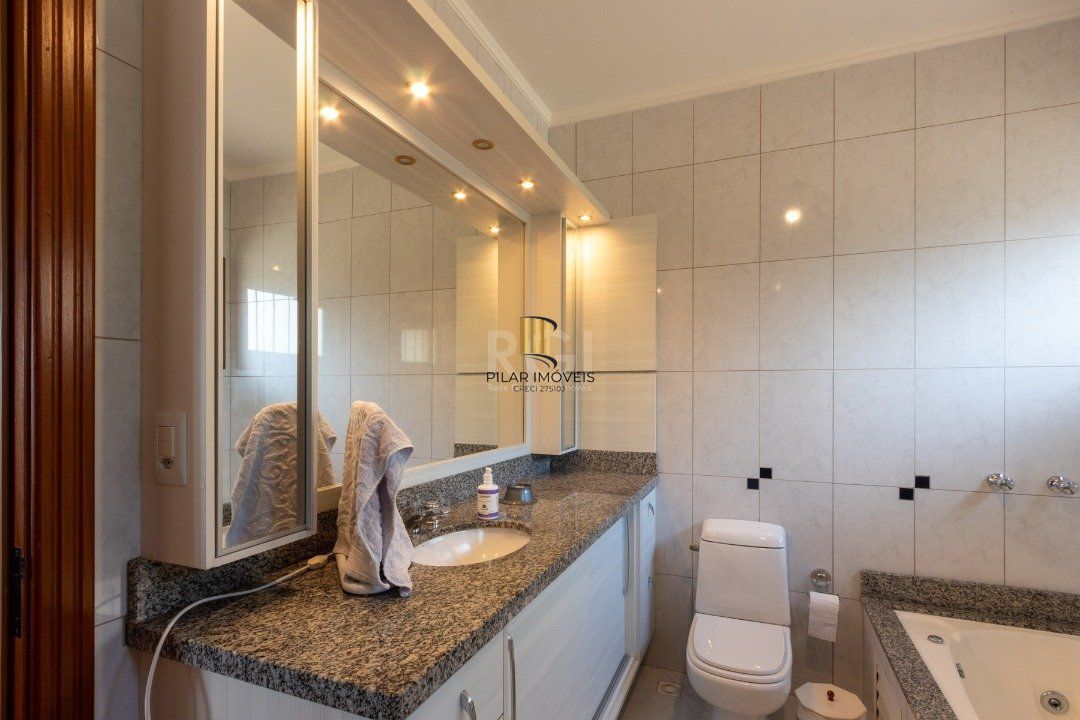 Casa para Venda - 358.78m², 3 dormitórios, sendo 1 suites, 3 vagas - Jardim Isabel