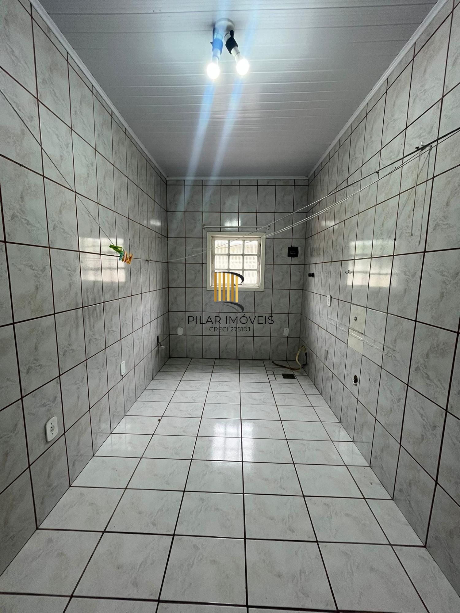 Duas casas no mesmo terreno – conforto, espaço e excelente localização!