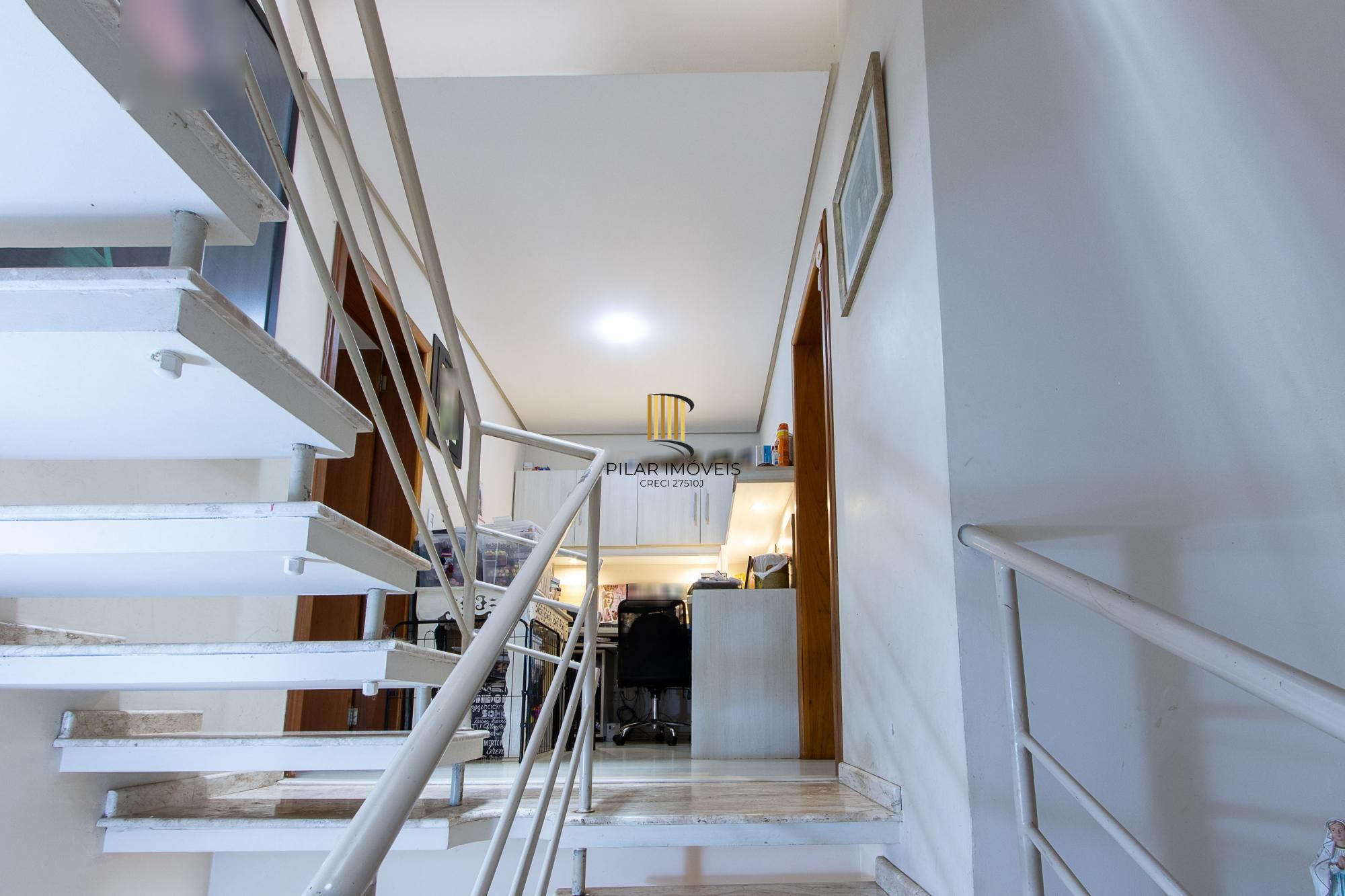 Casa de Condomínio 3 dormitórios no bairro Tristeza