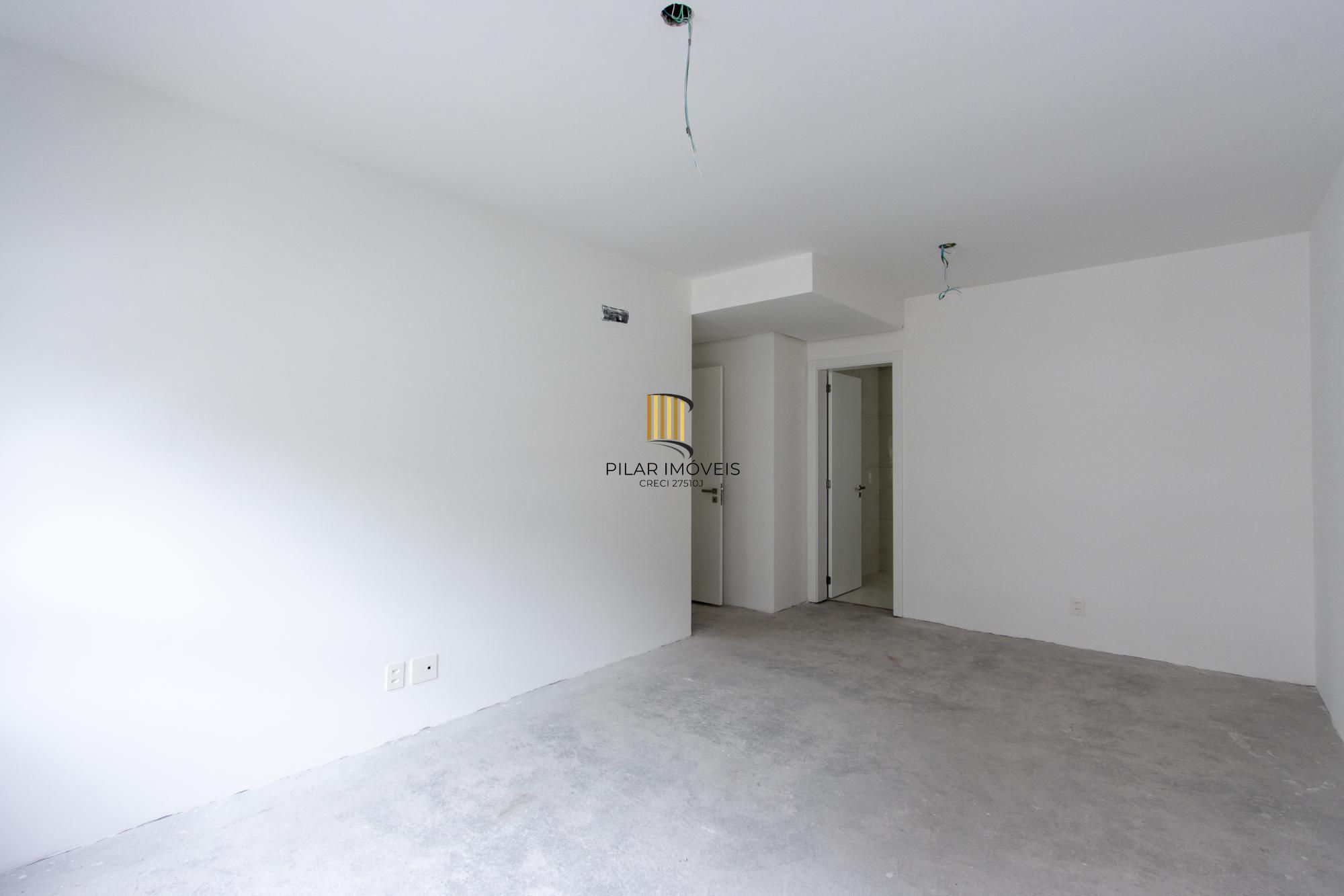 Apartamento 4 dormitórios no bairro Bela Vista