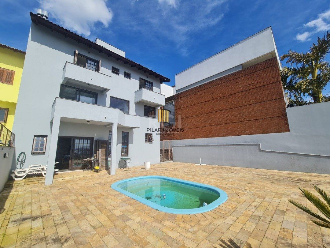 Casa para Venda - 464m², 5 dormitórios, sendo 4 suites, 4 vagas - Nonoai