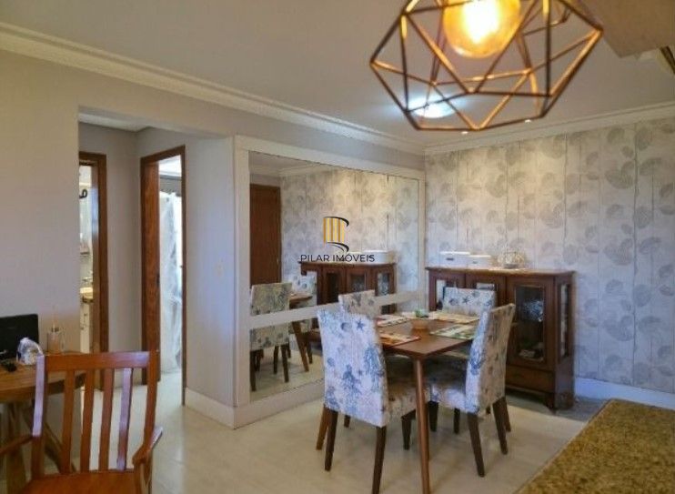 Apartamento  com 2 dormitórios, lavabo, banho social e churrasqueira integrada.