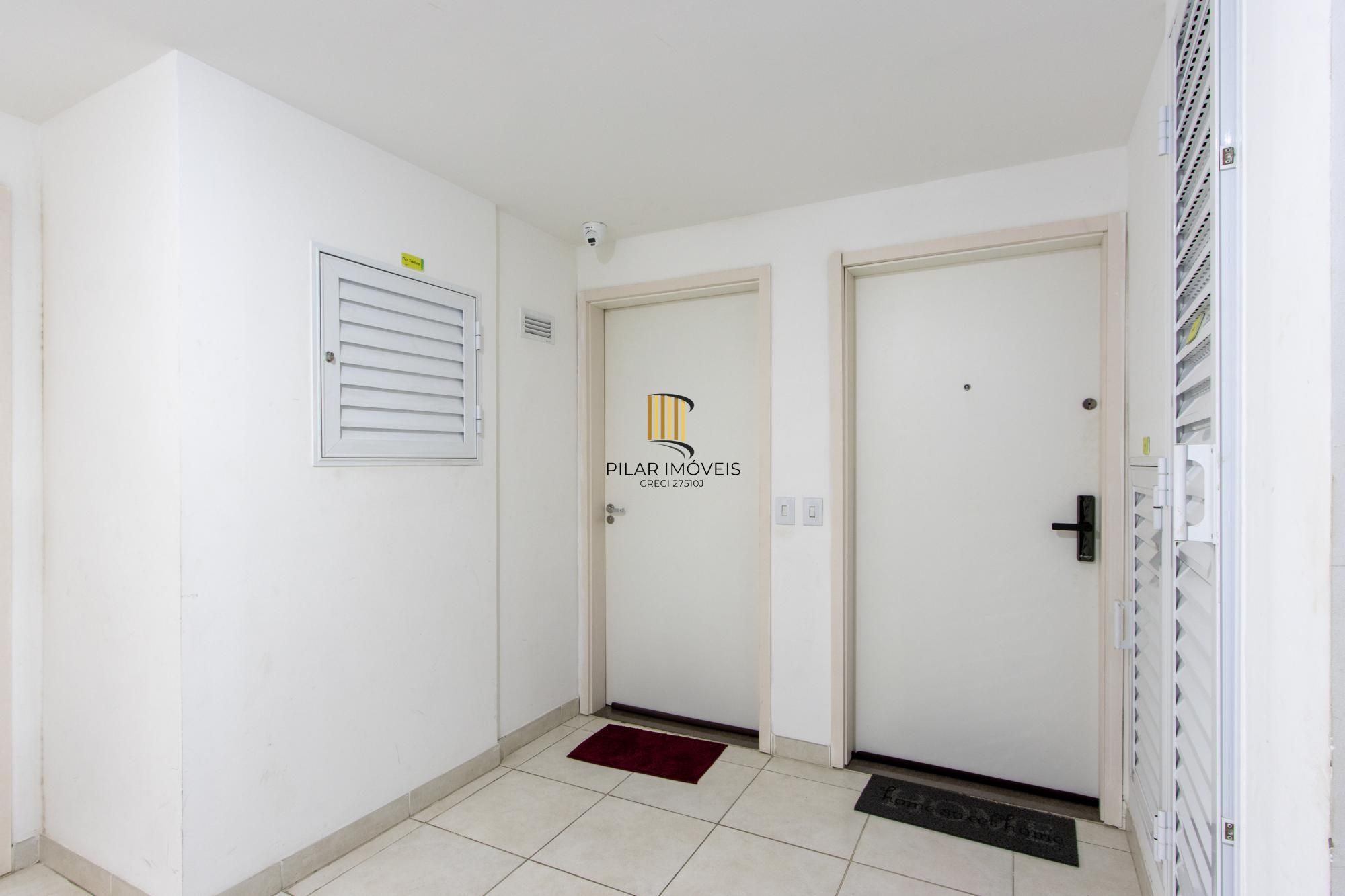 Apartamento com 2 quartos, 1 suíte