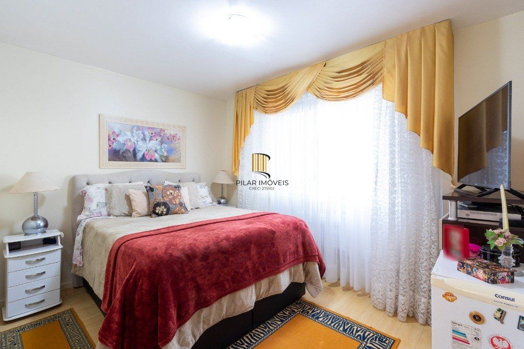 Cobertura para Venda - 230.54m², 3 dormitórios, sendo 1 suites, 2 vagas
