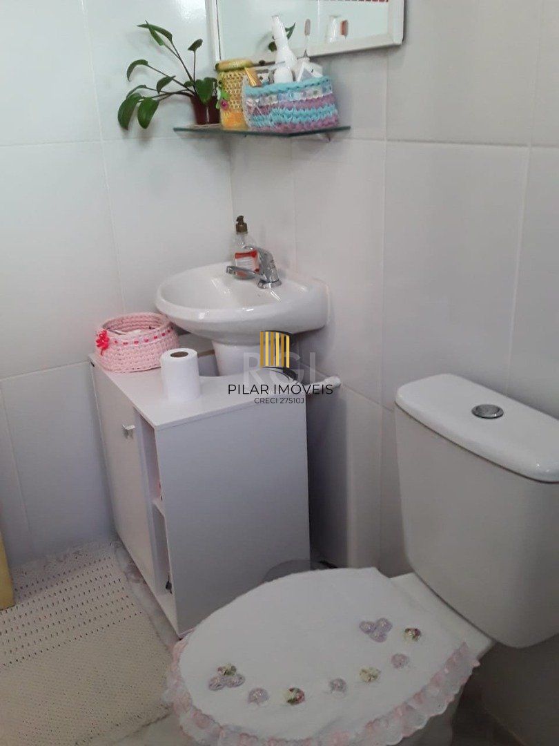 Casa para Venda - 50m², 2 dormitórios, Tristeza