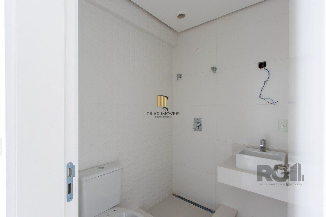 Cobertura para Locação/Aluguel - 172m², 3 dormitórios, sendo 3 suites, 4 vagas - Vila Assunção