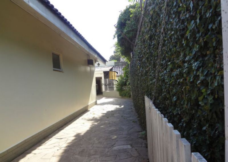 Casa para Venda - 269m², 3 dormitórios, Cristal