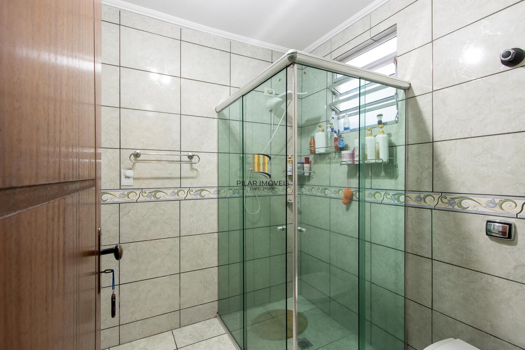 Apartamento de 2 dormitórios no bairro Medianeira.