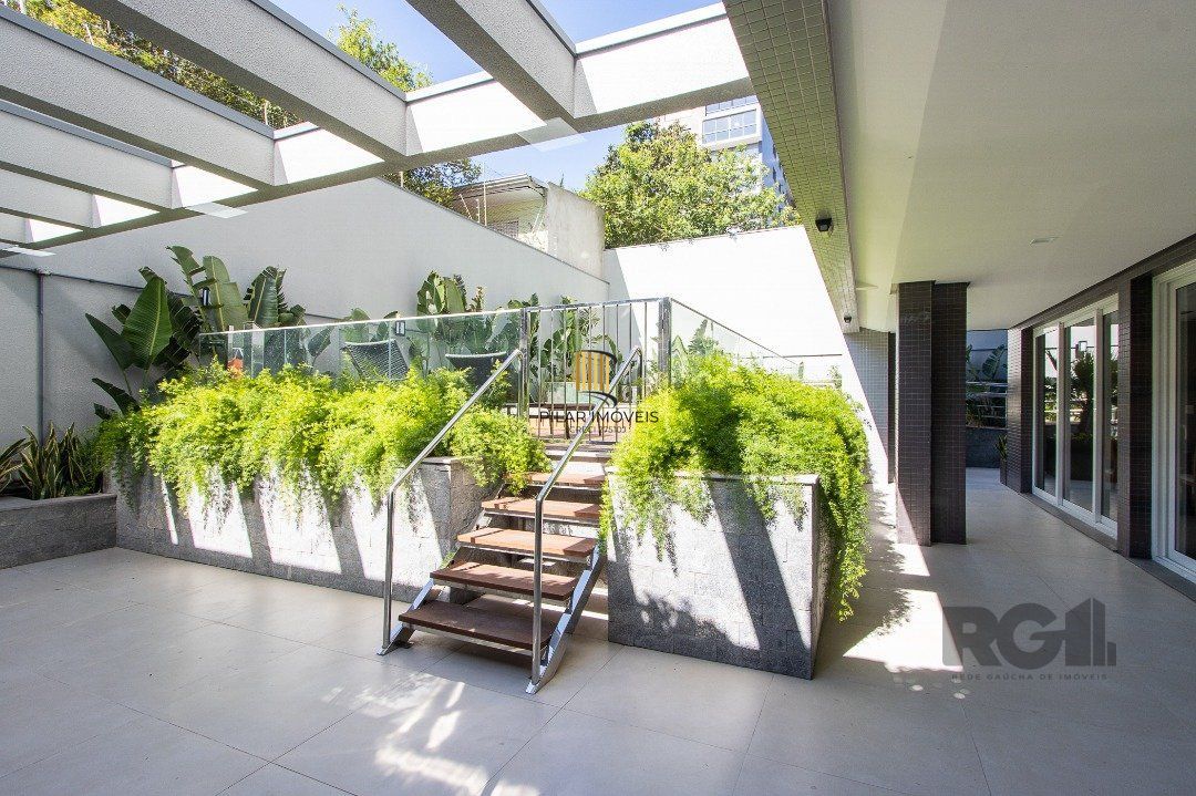 Apartamento para Venda - 143.36m², 3 dormitórios, sendo 1 suites, 2 vagas - Tristeza