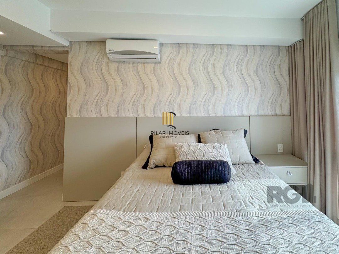 Apartamento para Venda - 138.33m², 3 dormitórios, sendo 1 suites, 3 vagas - Centro