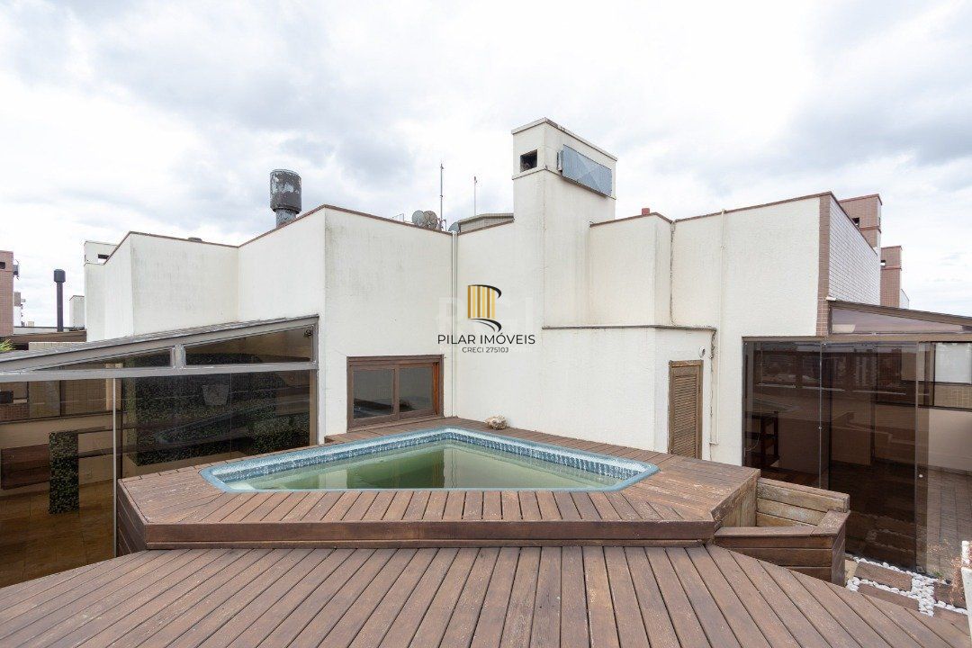 Cobertura para Venda - 302m², 4 dormitórios, sendo 1 suites, 3 vagas - Menino Deus