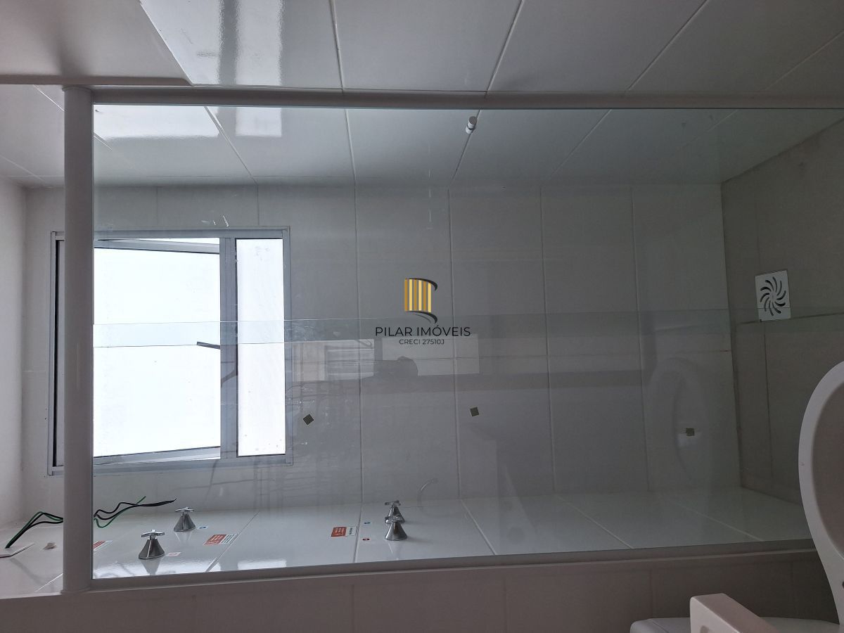 Apartamento 2 dorm, 1 banheiro e vaga escriturada - bairro Morro Santana