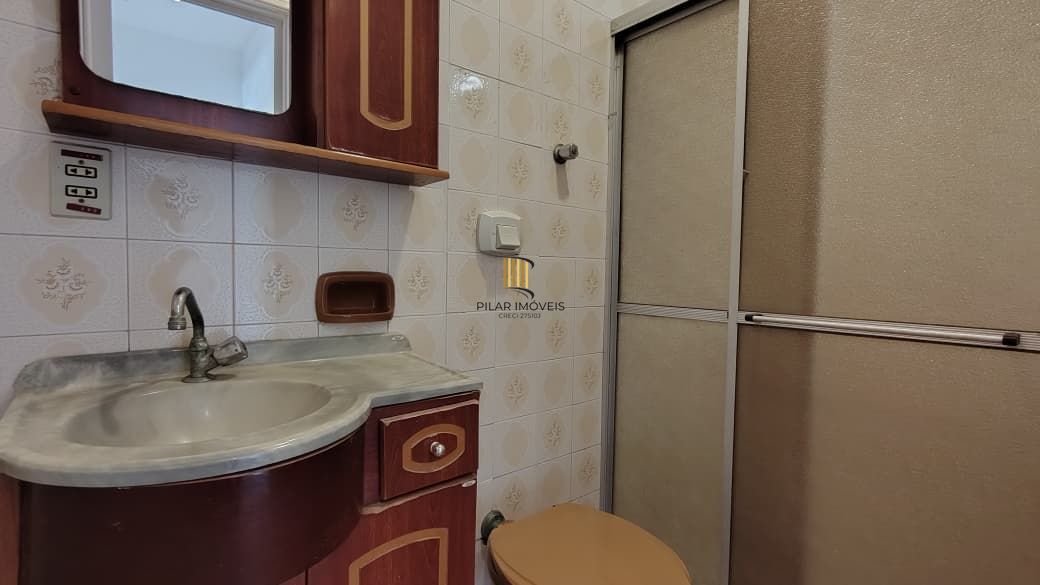 Apartamento de 1 dormitório e 1 vaga escriturada no bairro Camaquã.