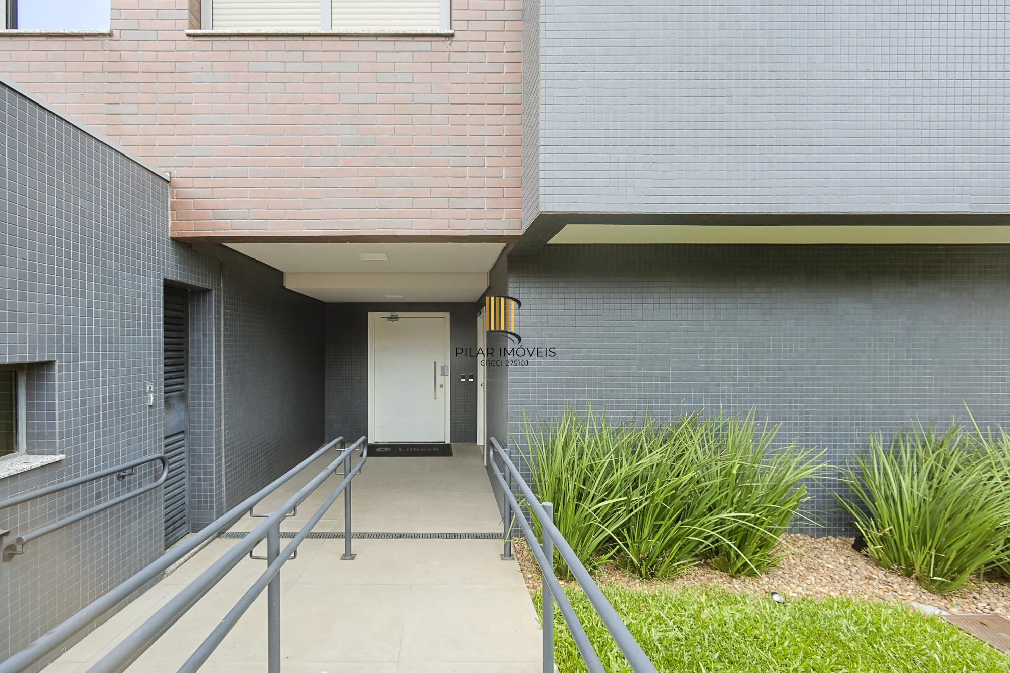 Apartamento com 217m² e 3 dormitórios no bairro Tristeza em PORTO ALEGRE para Comprar