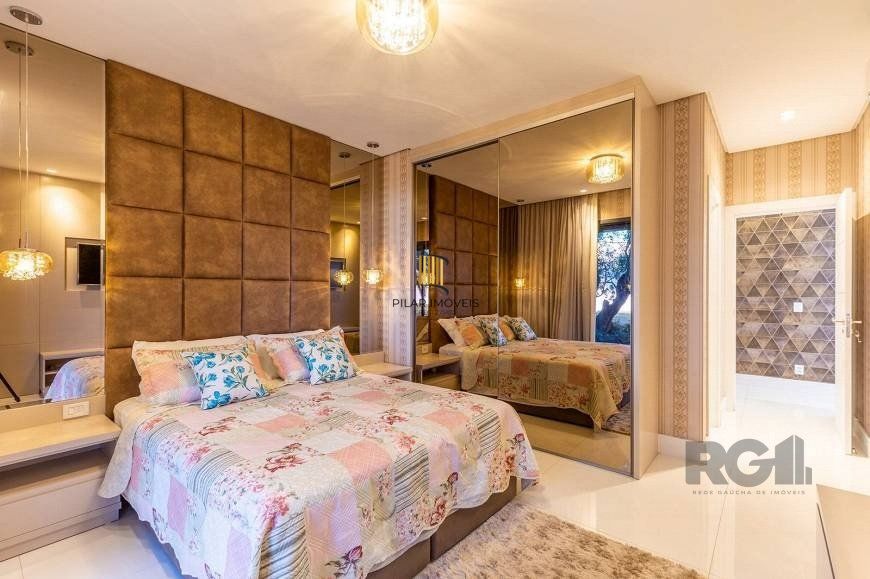Casa de Condomínio 5 dormitórios no bairro Xangri-la