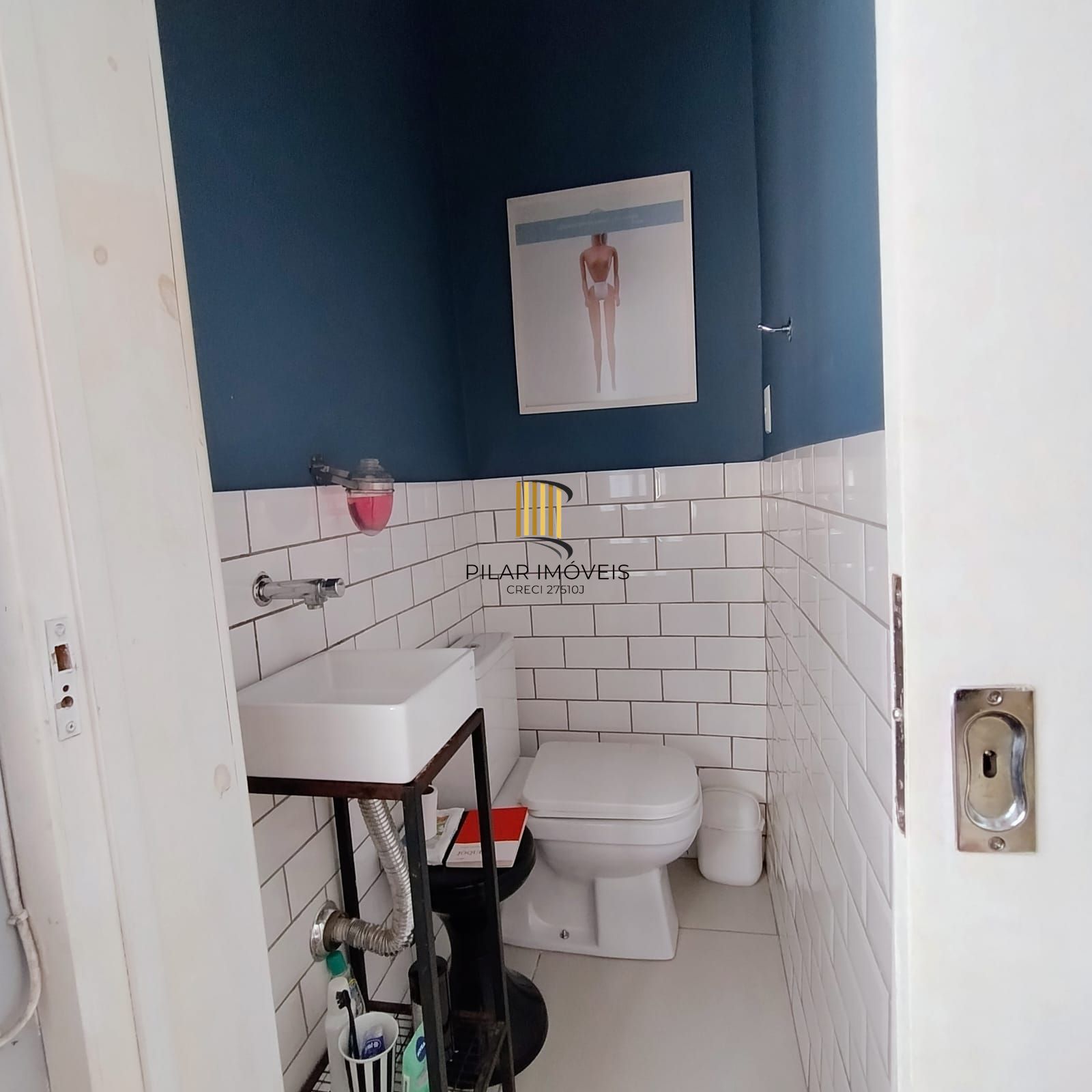 Apartamento Amplo e Reformado em Frente a Faculdade de Medicina (UFRGS)