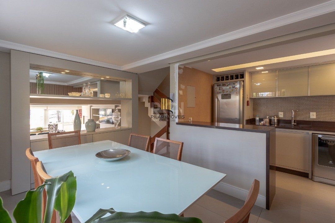 Casa Condominio para Venda - 210.69m², 3 dormitórios, sendo 2 suites, 4 vagas - Jardim Isabel