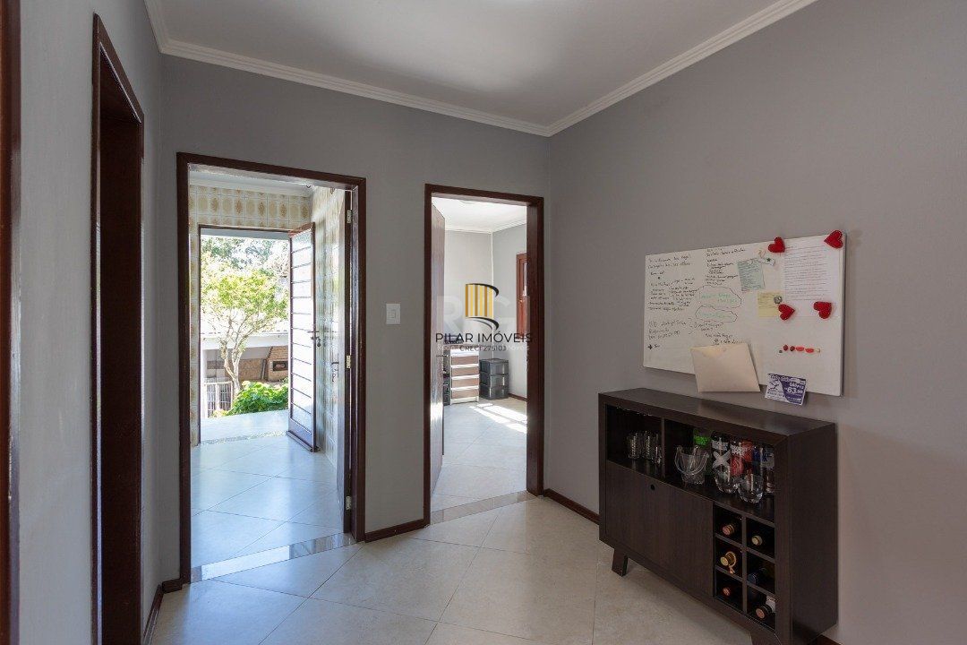Casa para Venda - 110m², 2 dormitórios, sendo 1 suíte, 3 vagas - Espirito Santo