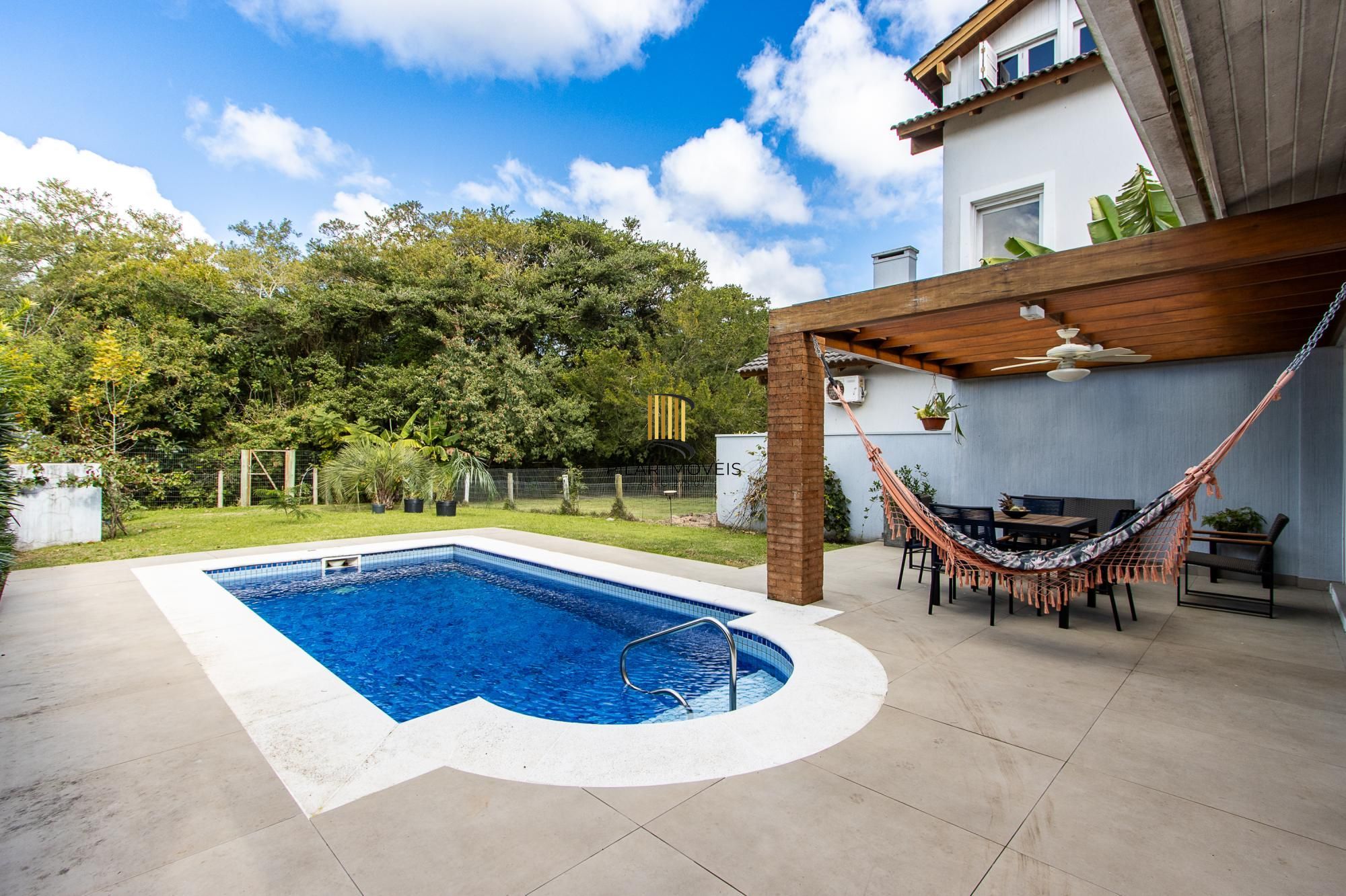 Casa no Condominio Terra Ville, com 3 quartos, piscina aquecida, espera elevador