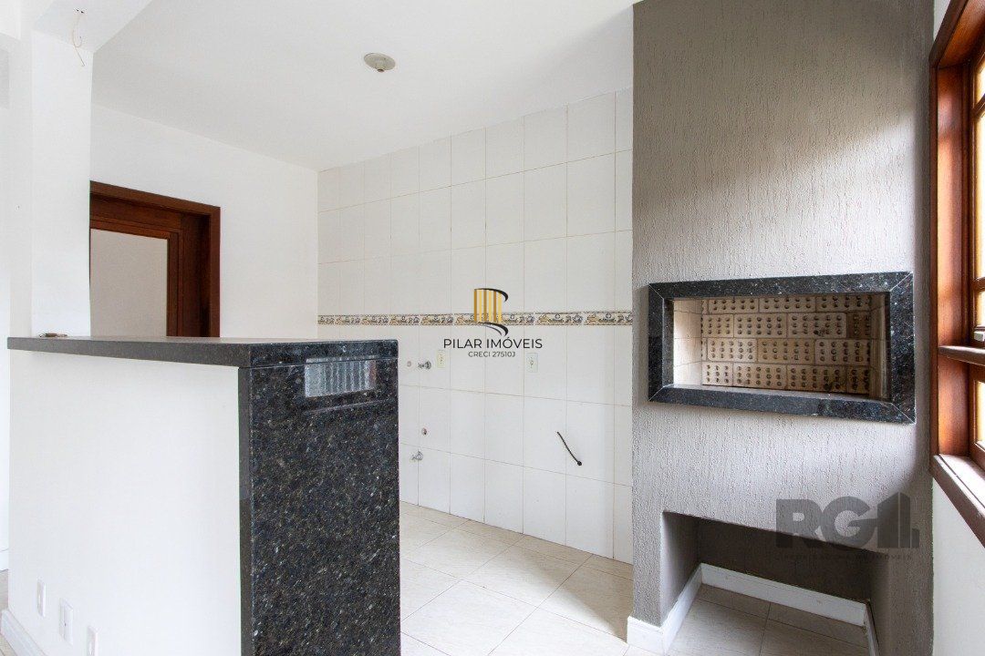 Sobrado 2 dormitórios  mais terreno de esquina de 192m2