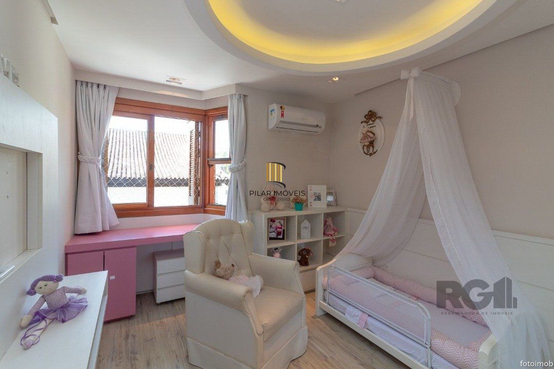 Casa Condominio para Venda - 307m², 5 dormitórios, sendo 1 suites, 4 vagas - Cristal