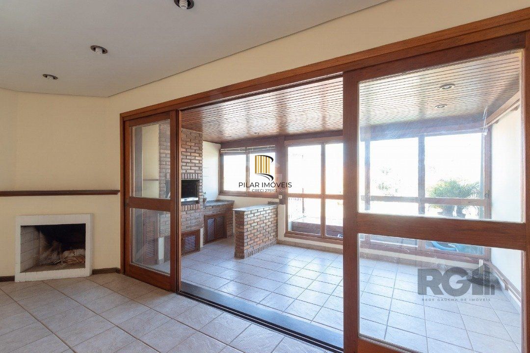 Casa em condomínio fechado para venda no bairro Jardim Isabel, com aproximadamente 197m² de área privativa,.