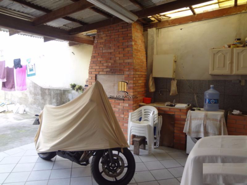 Casa para Venda - 170m², 3 dormitórios, sendo 1 suites, Camaquã
