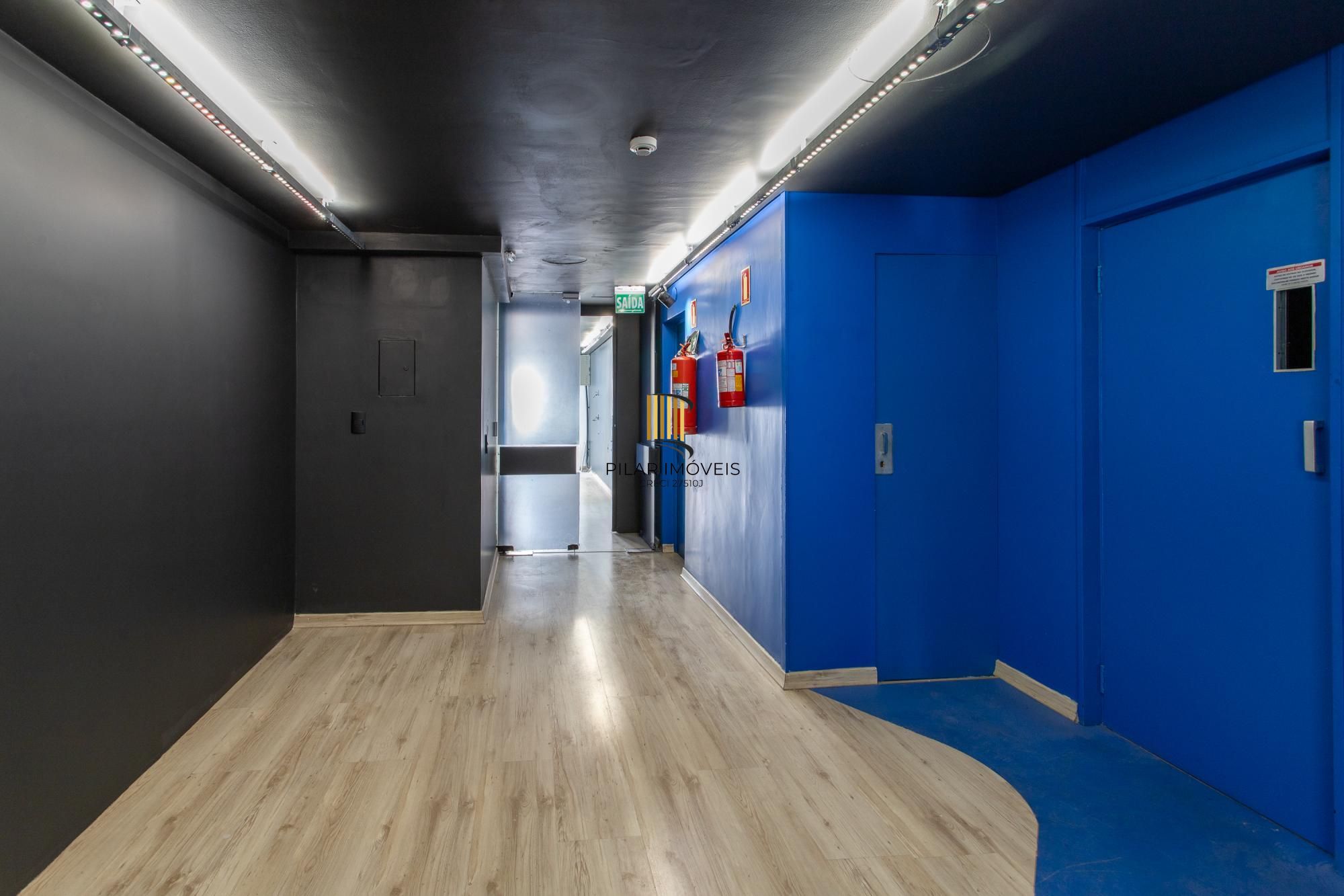 Andar inteiro de 214 m²