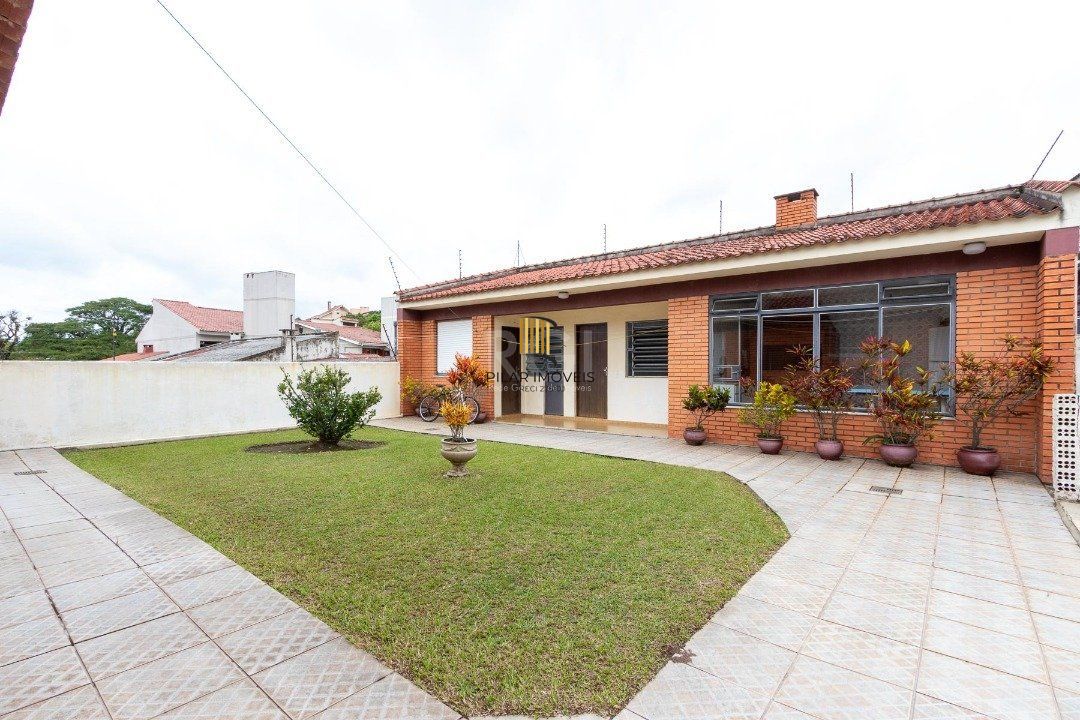 Casa para Venda - 280m², 4 dormitórios, sendo 1 suites, 3 vagas - Vila Assunção