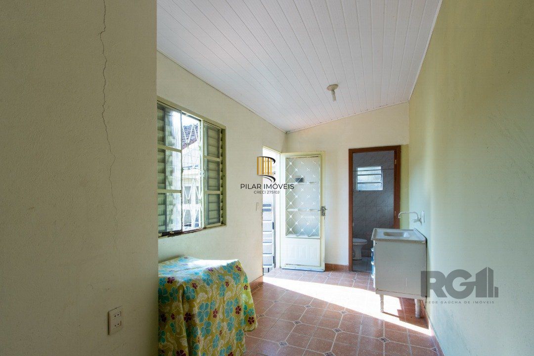 Casa em condomínio aberto, 3 quartos, edicula com 1 quarto - Bairro Santa Tereza