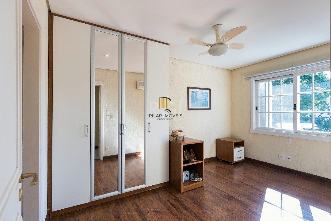Casa Condominio para Venda - 449.25m², 3 dormitórios, sendo 3 suites, 3 vagas - Terra Ville