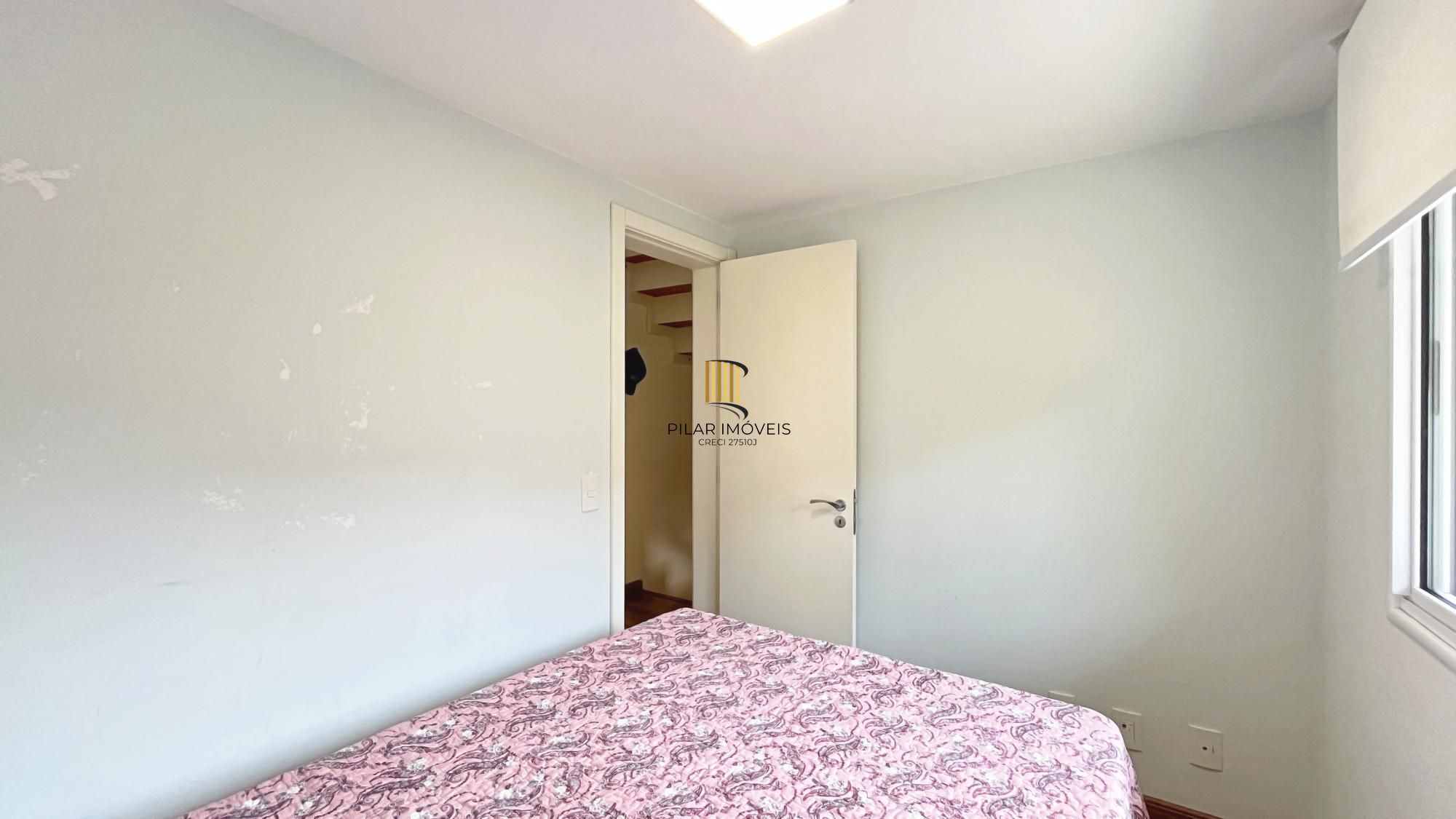 Casa em Condomínio com 3 quartos e 216m² à venda em Teresópolis, Porto Alegre.