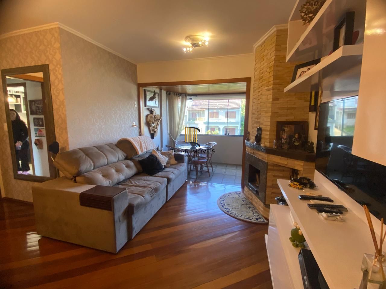 Excelente apartamento 3 dormitórios sendo 01 suíte, Sacada e com Òtima Posição Solar