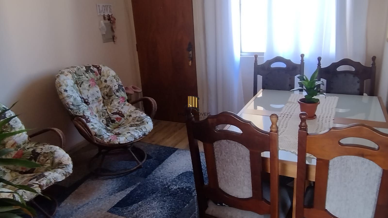 Apartamento 2 dormitórios no bairro Rubem Berta