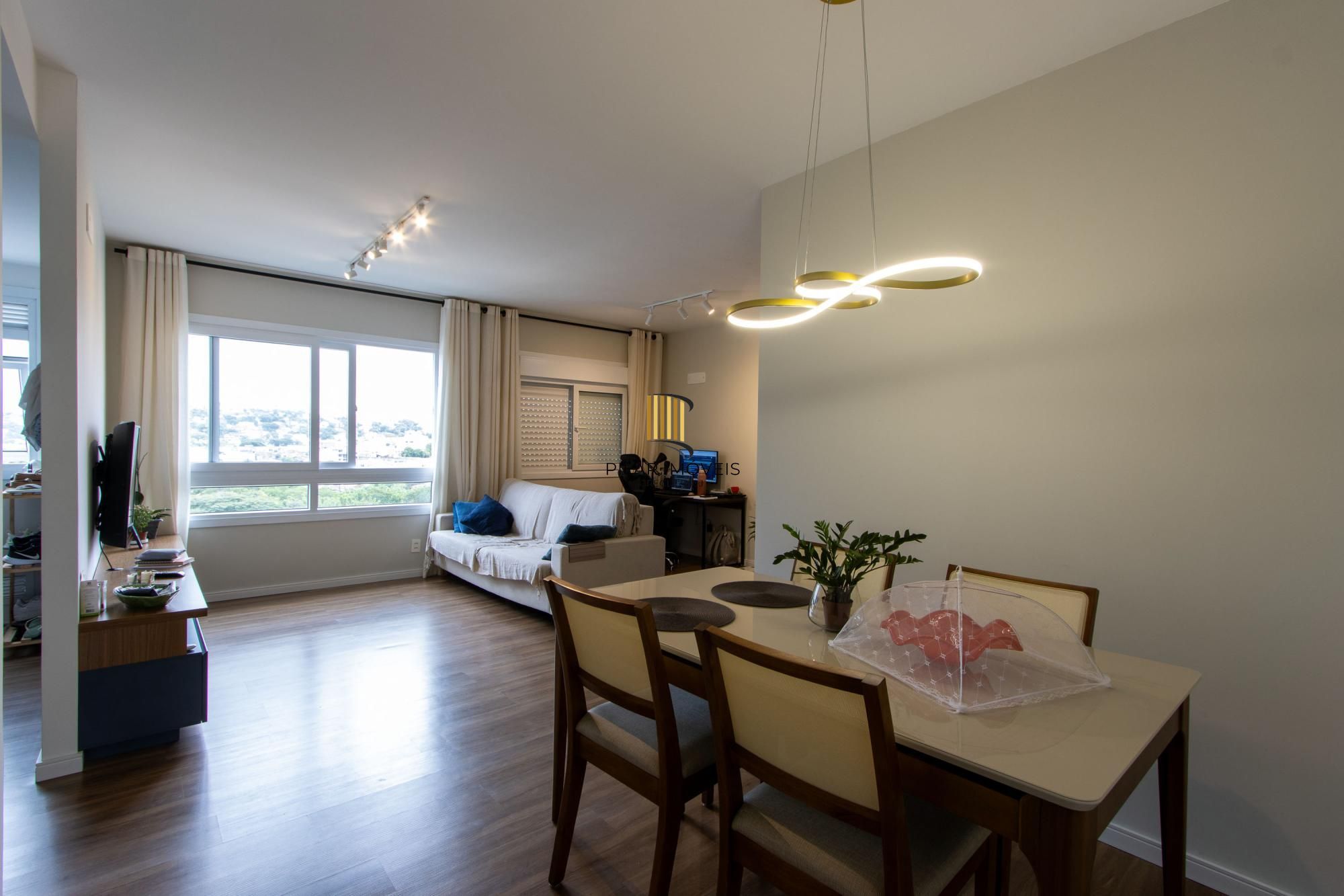 Apartamento à venda no bairro Teresópolis em Porto Alegre.