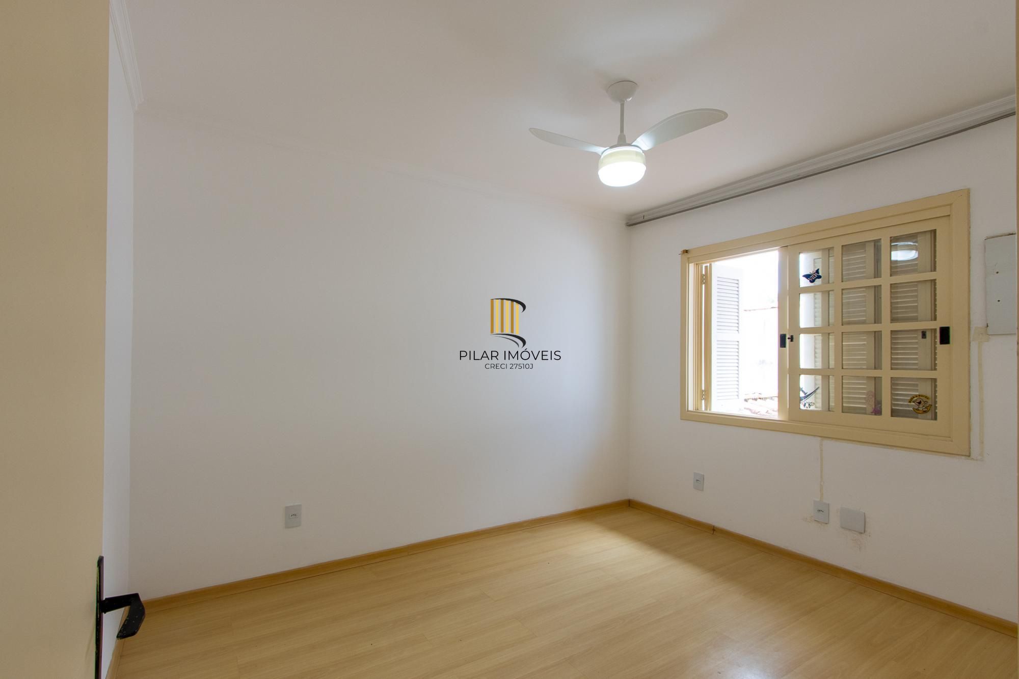 Casa em condomínio, 3 dormitórios (1 suite) 2 vagas - Jardim Isabel