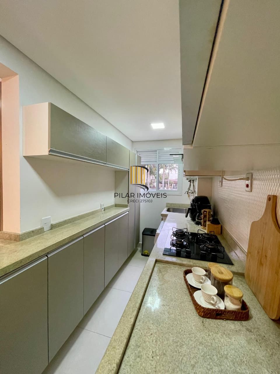 APARTAMENTO MOBILIADO, BAIRRO VILA NOVA - 57M² - 02 QUARTOS, 01 SUÍTE - 01 VAGA DE ESTACIONAMENTO!