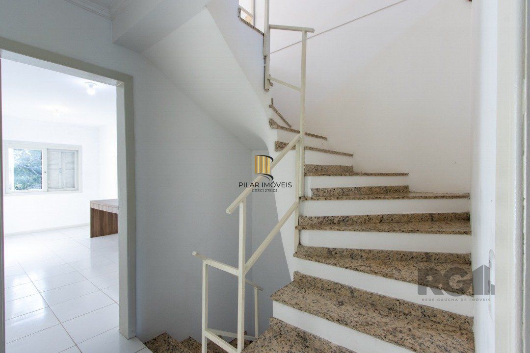 Casa 3 dormitórios no bairro Espírito Santo