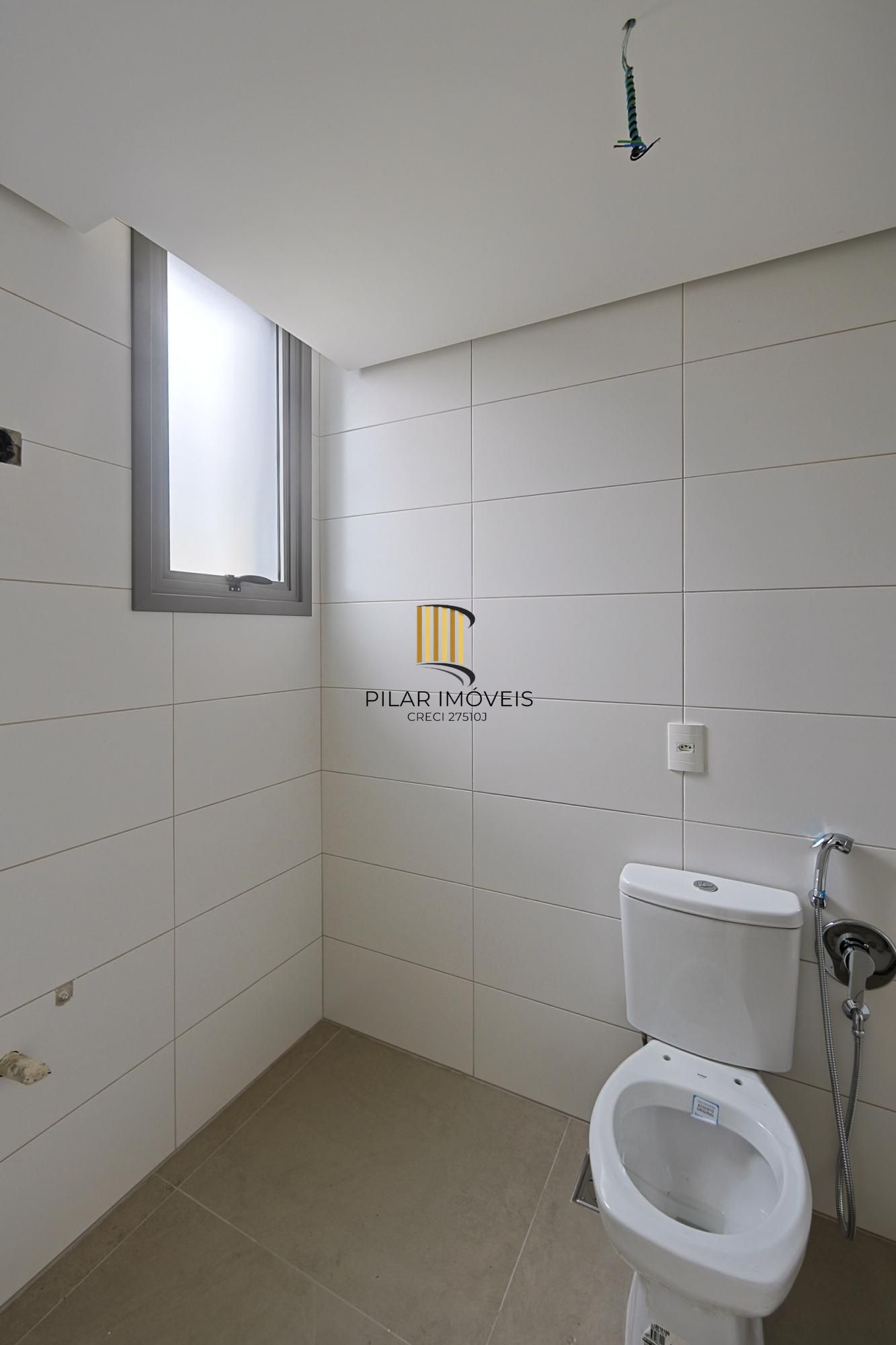 Apartamento com 217m² e 3 dormitórios no bairro Tristeza em PORTO ALEGRE para Comprar