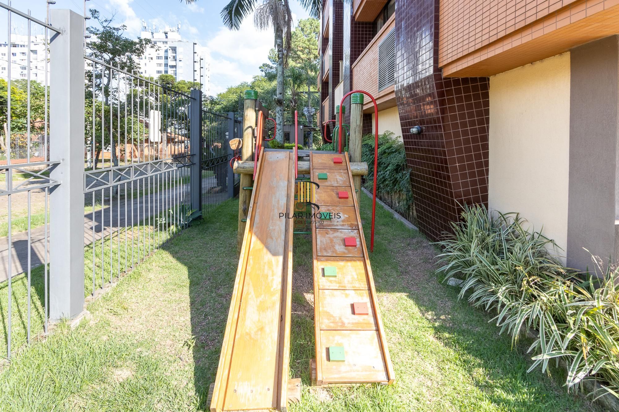 Apartamento 3 dormitórios no bairro Cristal