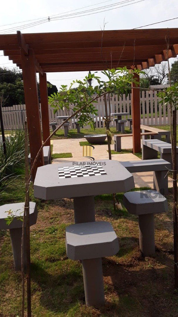 Apartamento 2 dormitórios no bairro Campo Novo